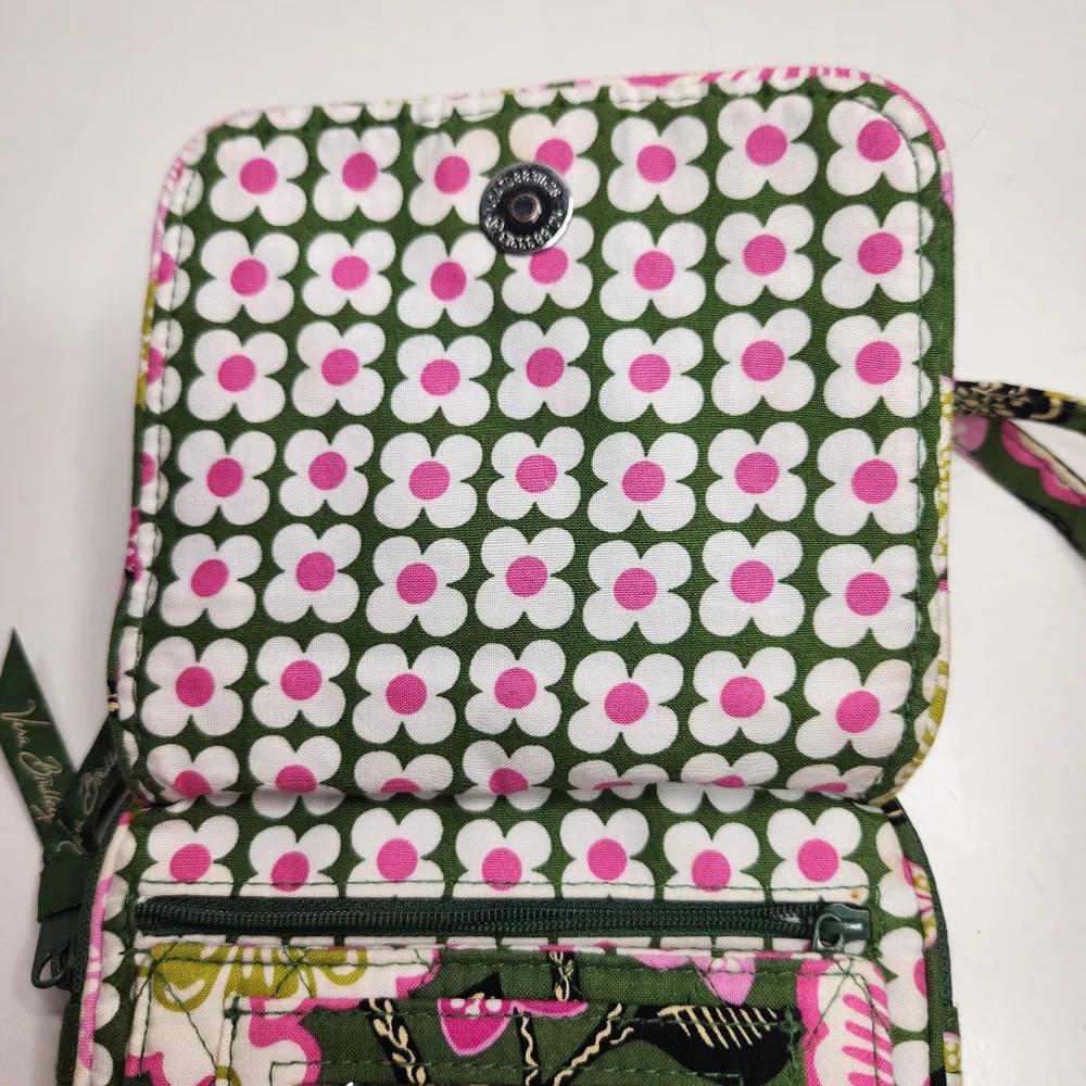Vera Bradley Small Crossbody Olivia Pink Floral Quilted Cotton Organizer